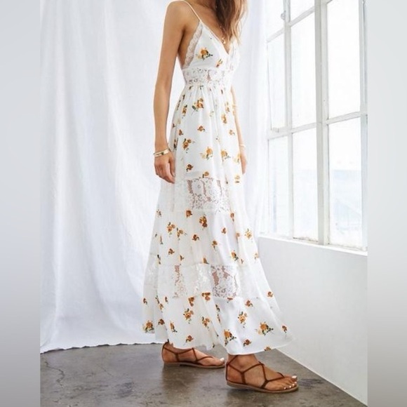 Forever 21 Dresses & Skirts - Forever 21 Floral Long White Dress Size Medium NWOT